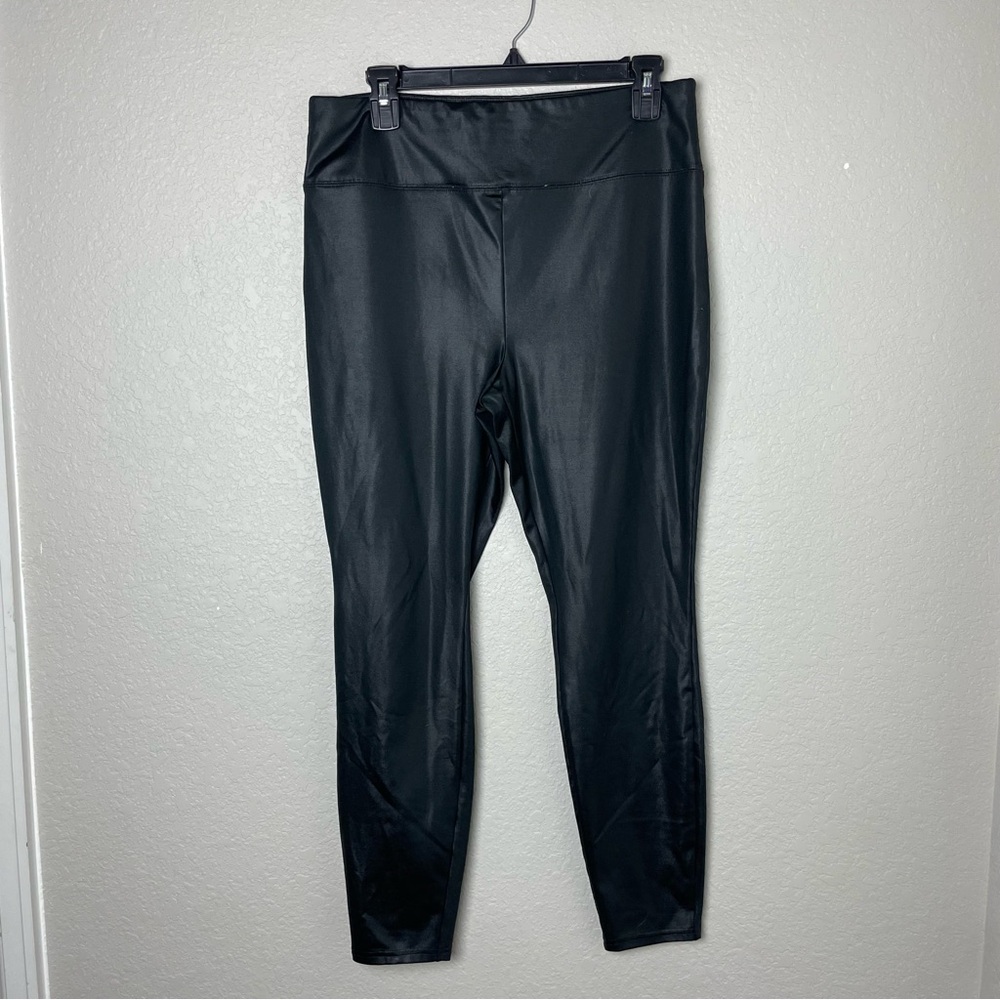 Wild Fable Classic Black Leggings Size L